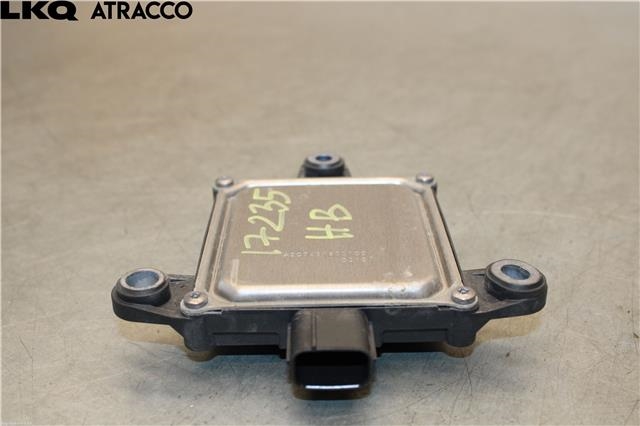 Sensor radar til Toyota Corolla 2019-->>  (8816202020|)