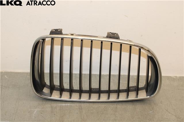 Grill høyre til BMW 1-Serie 2004-2011 (E81/E82/E87/E88) (E81/E82/E87/E88) (51137166440|)