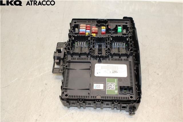 Sikringsboks til Ford Mustang Mach-e 2020-->>  (2632234|)