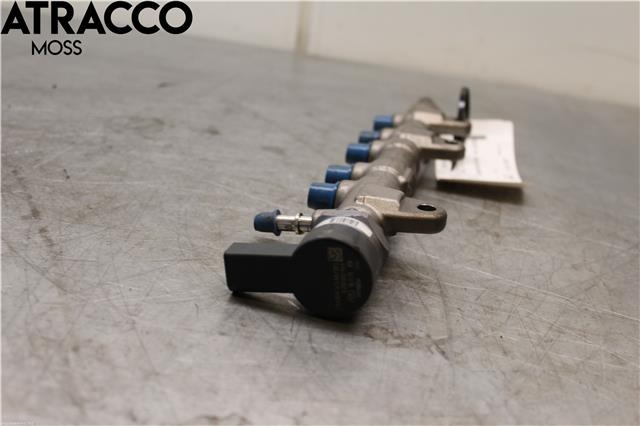 Dyseskinne (fuelrail) til BMW 3-Serie 2012-2018 (F30/F31/F34) (F30/F31/F34) (13538514154|)