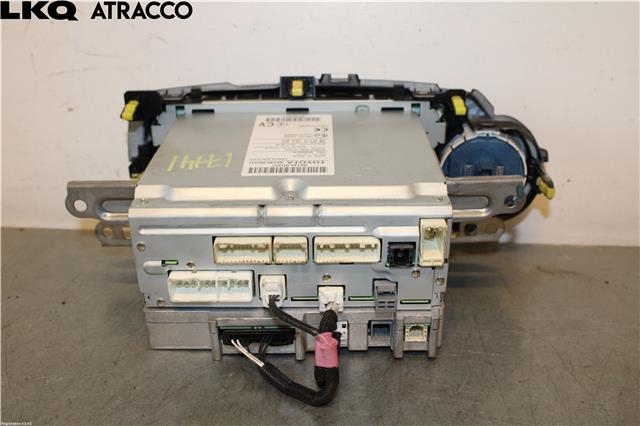 Bilstereo til Toyota Yaris 2014-2020 (Type III, Fase 2)  (861400D331|)