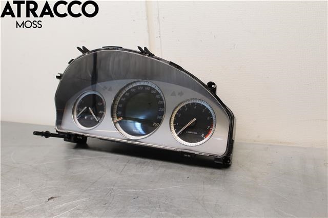 Instrumentpanel til Mercedes C-Klasse 2007-2011 (Fase 1) (W204) (W204) (A2049004707|)