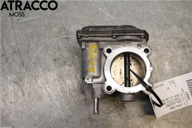 Spjeldhus til Toyota Prius 2009-2016 (Type III) (COMBI) (COMBI) (2203037060|)