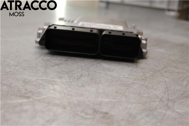 Styreenhet motor til BMW X1 2009-2015 (E84) (E84) (13618577664|)