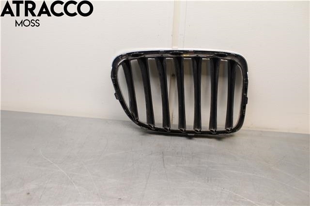 Grill venstre til BMW X1 2009-2015 (E84) (E84) (51112993305|)