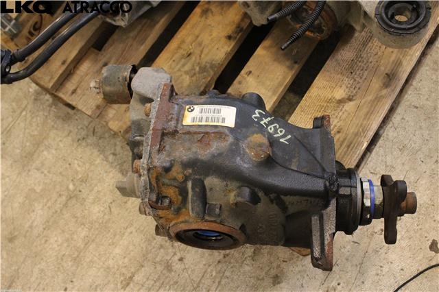 Kardang klokke bak til BMW 1-Serie, 2011-2015 (Fase 1) (F20/F21) (F20/F21) (33107599466)
