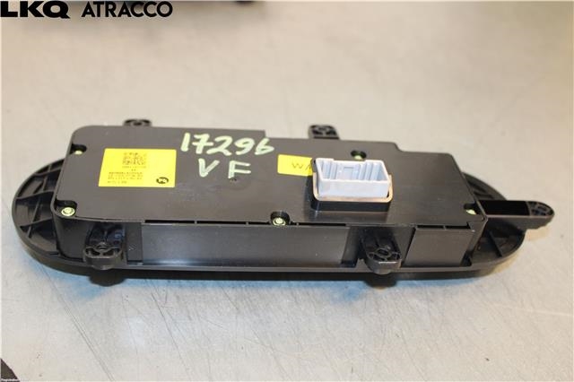 Bryter diverse til Hyundai Ioniq 6 2023-->>  (88080KL420|)
