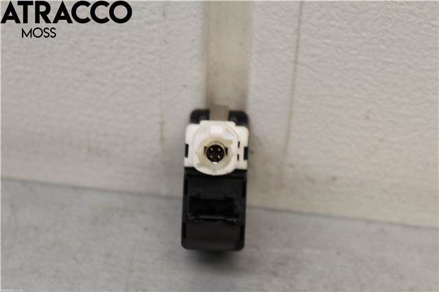 Diverse deler til BMW i3 2013-2022  (84109266607|)