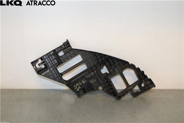 Diverse deler til VW Golf VI 2008-2012  (5K0807228A|)