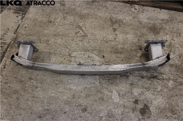 Støtfangerforsterkning foran til Audi A3 2009-2012 (Type II, Fase 2)  (8V4807109|)