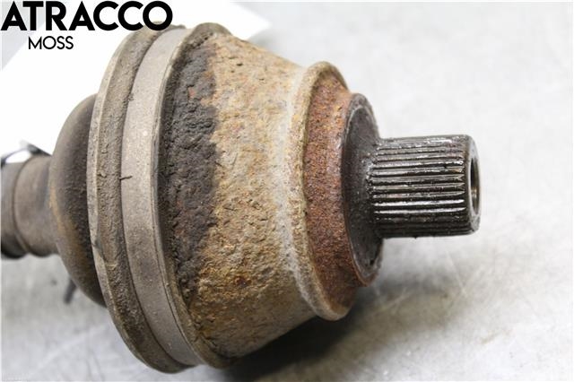 Drivaksel venstre bak til Audi A8 2003-2010 (Type II) (4E0501203D|)