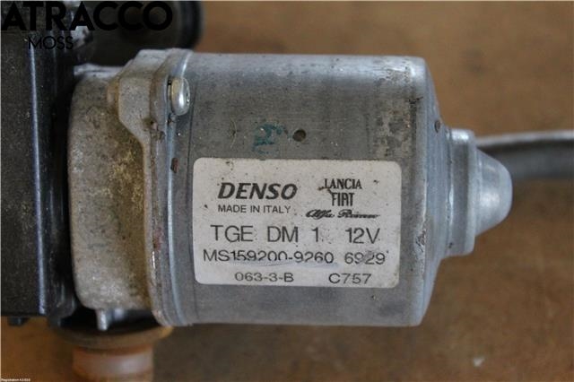 Viskermotor frontrute til Fiat Panda 2013-->> (Type III)  (52024852|)