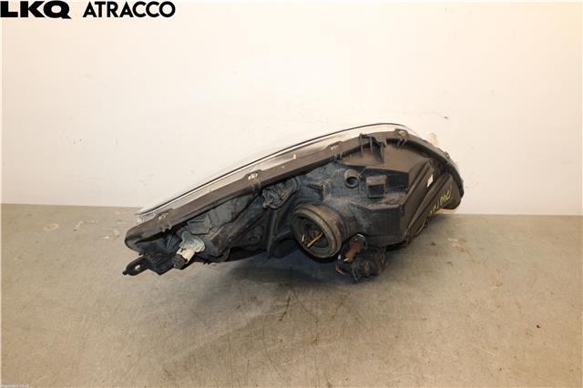Frontlykt venstre halogen til Toyota Yaris 2009-2011 (Type II, Fase 2)  (811700D350|)