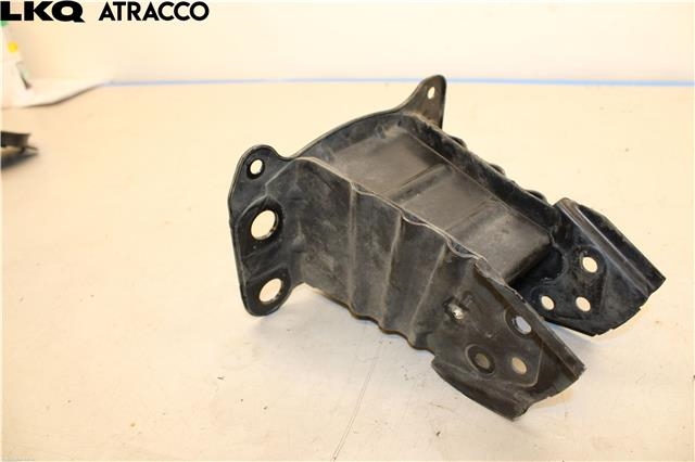 Diverse deler til Audi A3 2009-2012 (Type II, Fase 2)  (8P0807133A|)