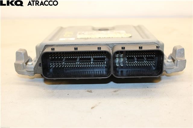 Styreenhet motor til Mercedes C-Klasse 2014-2018 (Fase 1) (W205) (W205) (A2749002900|)
