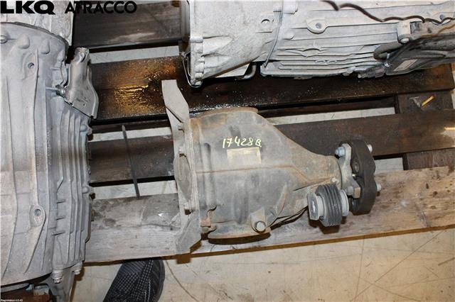 Kardang klokke bak til Mercedes C-Klasse 2014-2018 (Fase 1) (W205) (W205) (A2043502162|)