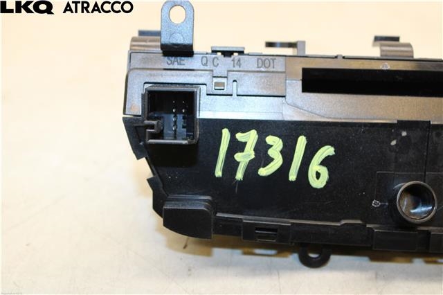 Bilstereo til Mercedes C-Klasse 2014-2018 (Fase 1) (W205) (W205) (A2059054601|)