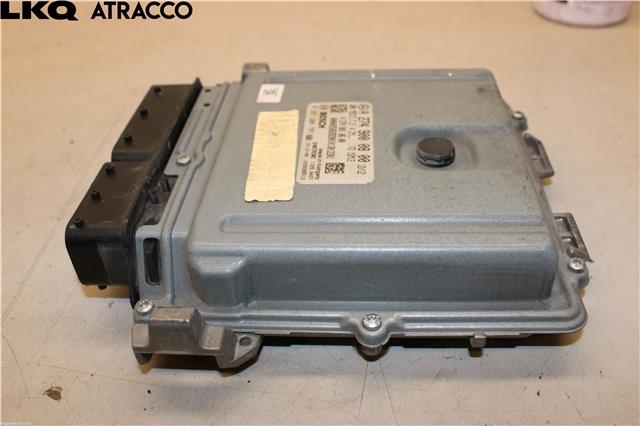 Styreenhet motor til Mercedes C-Klasse 2014-2018 (Fase 1) (W205) (W205) (A2749002900|)