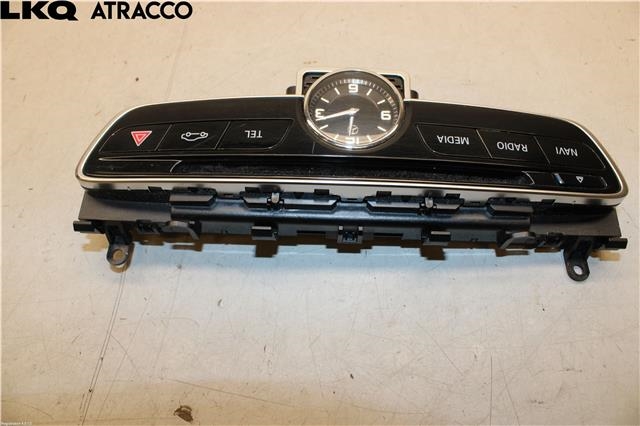 Instrument klokke til Mercedes C-Klasse 2014-2018 (Fase 1) (W205) (W205) (A2059052701|)