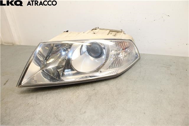 Frontlykt venstre halogen til Škoda Octavia 2005-2008 (Type II, Fase 1)  (1Z1941017N|)