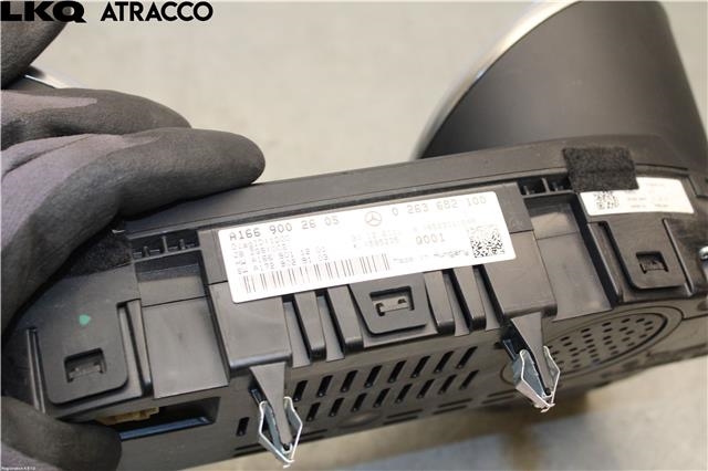 Instrumentpanel til   0-->>  (A1669002605|)