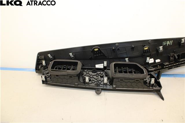 Dashbord friskluftdyse til Audi Q4 e-tron 2021-->>  (89B820951A|)