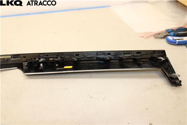 Dashbord diverse til Audi Q4 e-tron 2021-->> (89B853190A|)