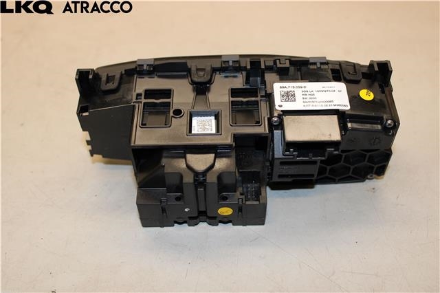 Bryter diverse til Audi Q4 e-tron 2021-->>  (89A713059C|)
