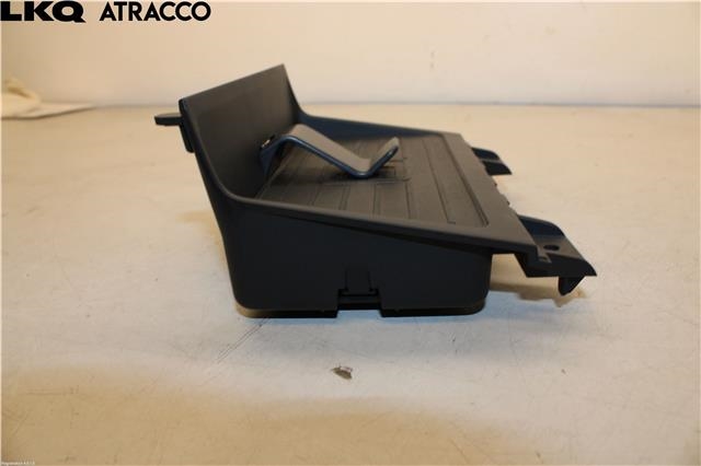 Diverse deler til Audi Q4 e-tron 2021-->>  (8W0051191|)