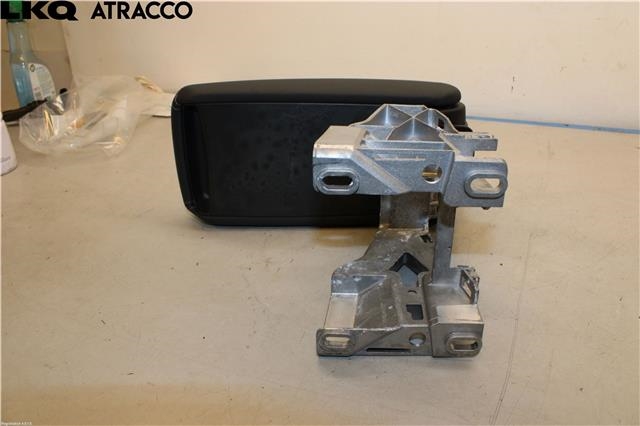 Sete armlene lokk til Audi Q4 e-tron 2021-->>  (8Y0864283A4PK|)