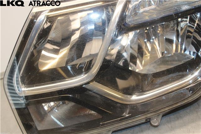 Frontlykt venstre halogen til Dacia Duster 2010-2017 (Type I) (260606709R|)