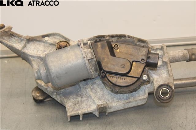 Viskermotor frontrute til Mitsubishi Outlander 2007-2010 (Type II, Fase 1)  (8250A178|)