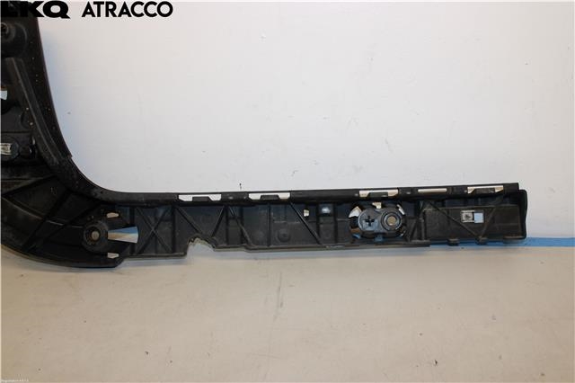 Diverse deler til BMW X3 2010-2017 (F25) (F25) (51127239884|)