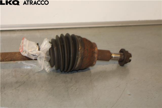 Drivaksel venstre foran til Ford Focus 2011-2014 (Type III, Fase 1)  (2638730|)