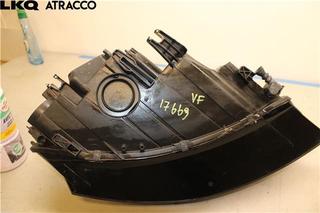 Frontlykt venstre halogen til Audi A4 2007-2014 (Type IV) (B8) (B8) (8K0941029BH|)