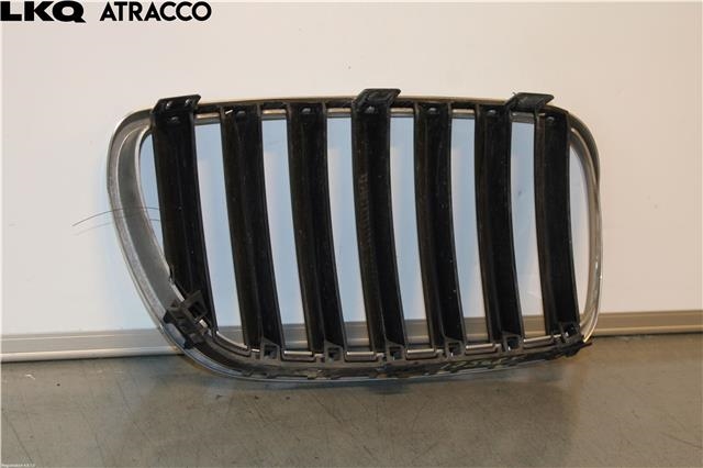 Grill venstre til BMW X3 2007-2010 (Fase 2) (E83) (E83) (51113420087|)