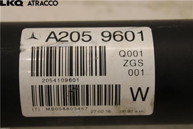 Mellomaksel til Mercedes C-Klasse 2014-2018 (Fase 1) (W205) (W205) (A2054109601|)