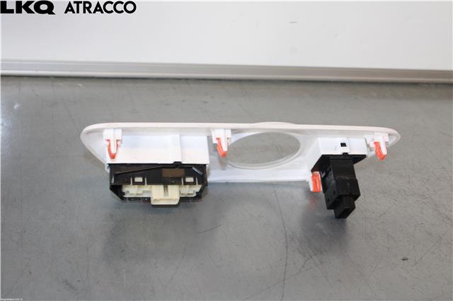 Diverse deler til Toyota Prius 2016-2023 (Type IV) (combi) (combi) (8401047260|)