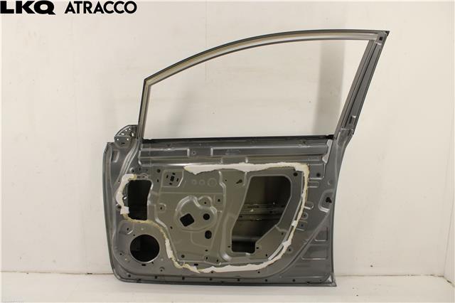 Dør høyre foran til Audi A3 2003-2008 (Type II, Fase 1)  (8P4831052A|)