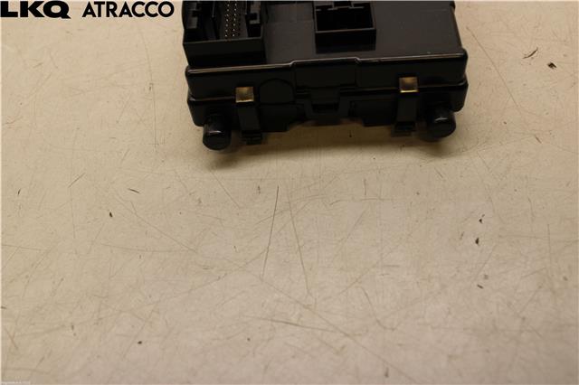 Styreenhet comfort (BCM) til Mercedes C-Klasse 2014-2018 (Fase 1) (W205) (W205) (A2059007615|)