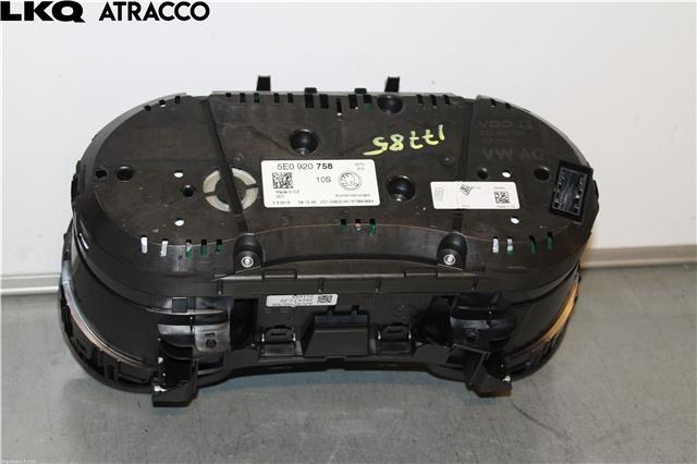 Instrumentpanel til Škoda Octavia 2013-2016 (Type III, Fase 1)  (5E0920758|)