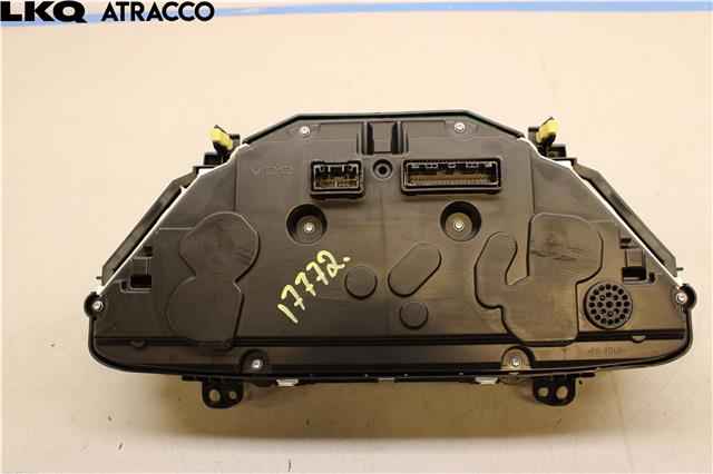 Instrumentpanel til Toyota Auris 2013-2015 (Type II, Fase 1)  (838000ZW31|)