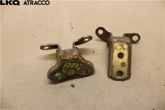 Hengsler til Ford Focus 2014-2018 (Type III, Fase 2)  (1879658|)