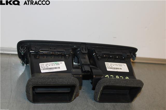 Diverse deler til Volvo V40 2012-2019  (1284593|)