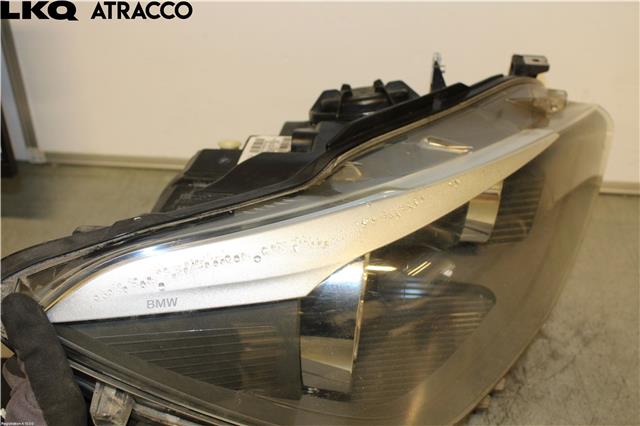 Frontlykt høyre halogen til BMW 1-Serie 2011-2015 (Fase 1) (F20/F21) (F20/F21) (63117229672|)