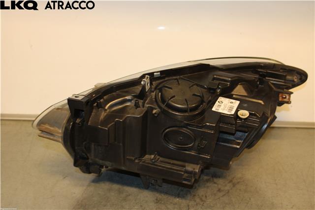 Frontlykt høyre halogen til BMW 1-Serie 2011-2015 (Fase 1) (F20/F21) (F20/F21) (63117229672|)