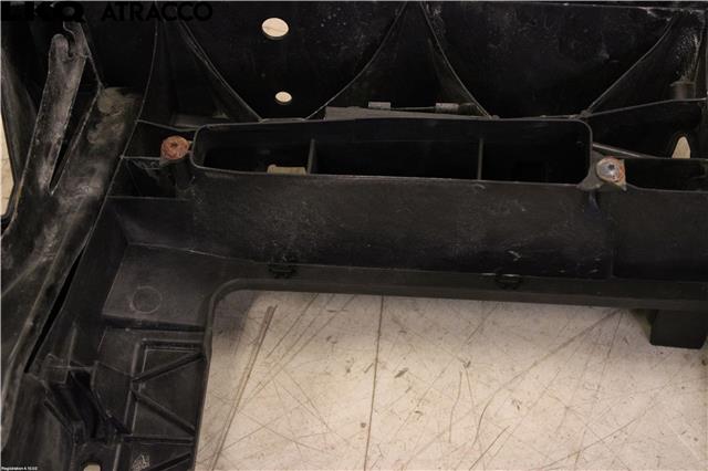 Diverse deler til VW Touran 2010-2015 (Type I, Fase 3)  (1T0805588AF|)