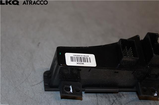 Diverse deler til Kia Sportage 2010-2016 (Type III)  (937003U200WK|)