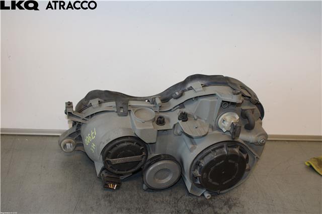 Frontlykt høyre halogen til Mercedes CLK 1997-2002 (C208) (C208) (A208820016164|)