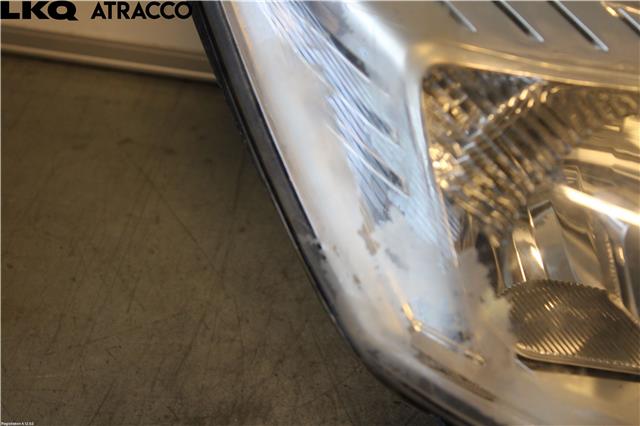 Frontlykt høyre halogen til Ford Focus 2008-2010 (Type II, Fase 2)  (1744971|)